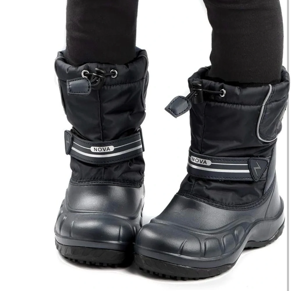 Nova Mountain Kid’s Size 11 Black Winter Snow Waterproof Boots